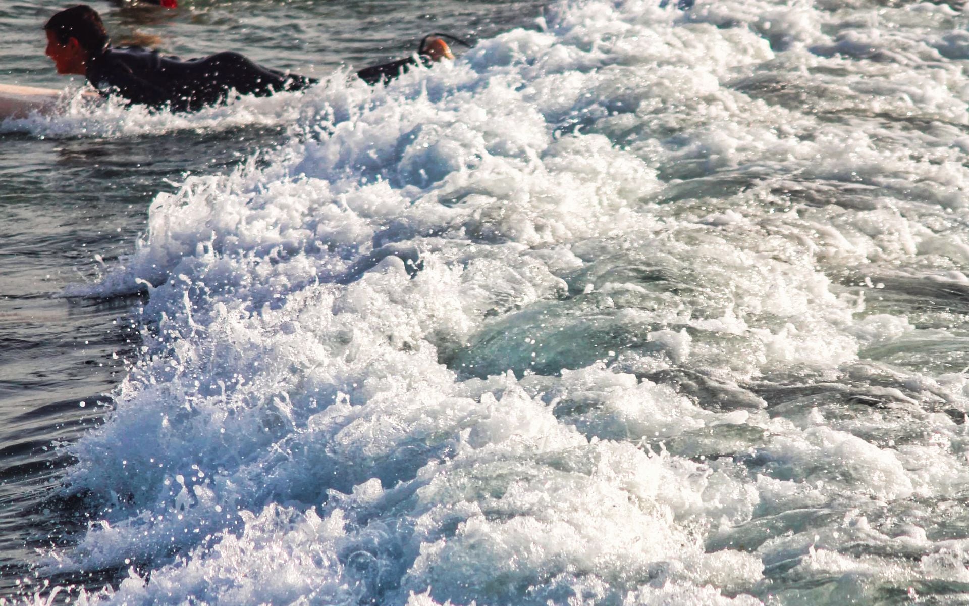 Surf Schools in California